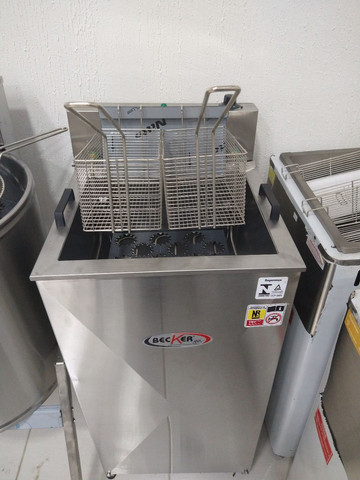 Fritadeira elétrica 25L água e óleo 5000W - * Irani