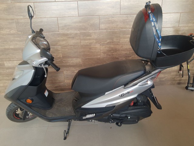 VENDO SUZUKI LINDY 125 CIL