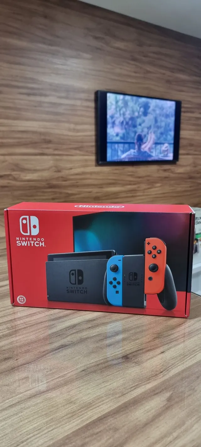 Nintendo Switch V1 DESBLOQUEÁVEL - Azul Neon / Vermelho Neon