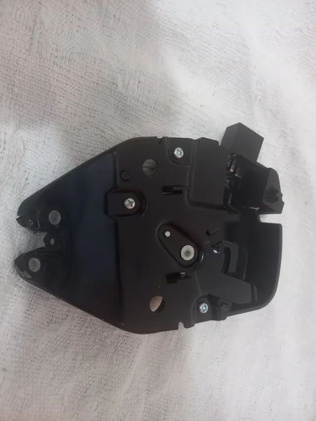 Tranca tampa traseira honda g10  - Foto 5