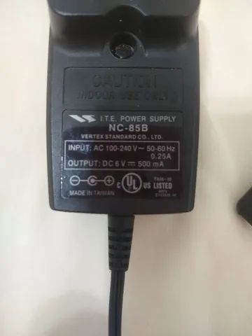 Carregador do HT Yaesu modelo vx-2r e vx-3r original - Foto 2