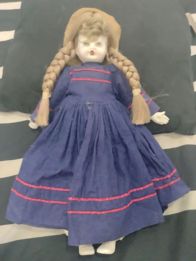 Duas Bonecas antiga porcelana - Foto 2