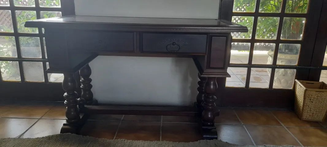 Vendo penteadeira clássica em excelente estado
