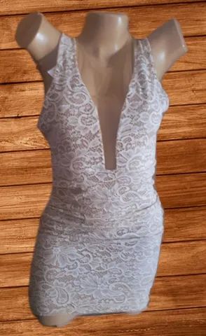 vestido creme hk com segunda pele