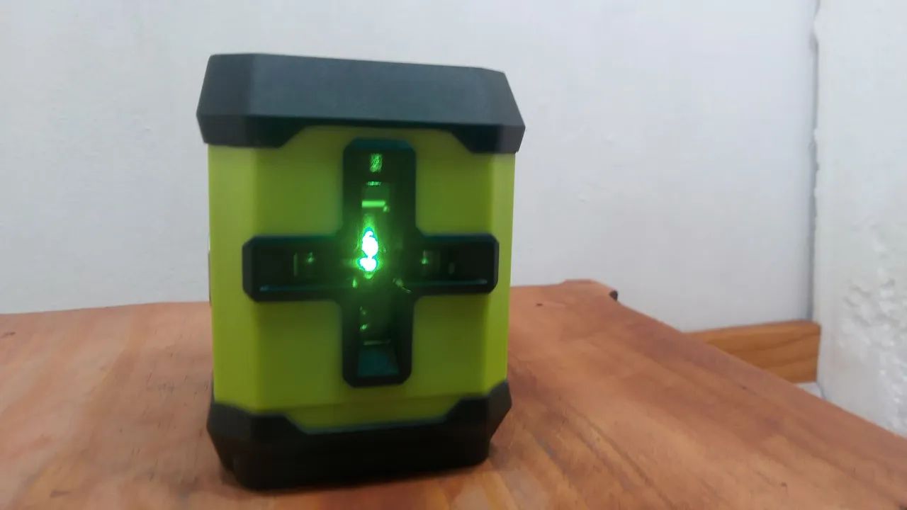 Nível laser 2 linhas completo, entrego  - Foto 3