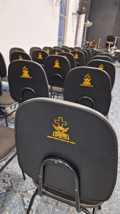 Cadeiras para igreja - Foto 5