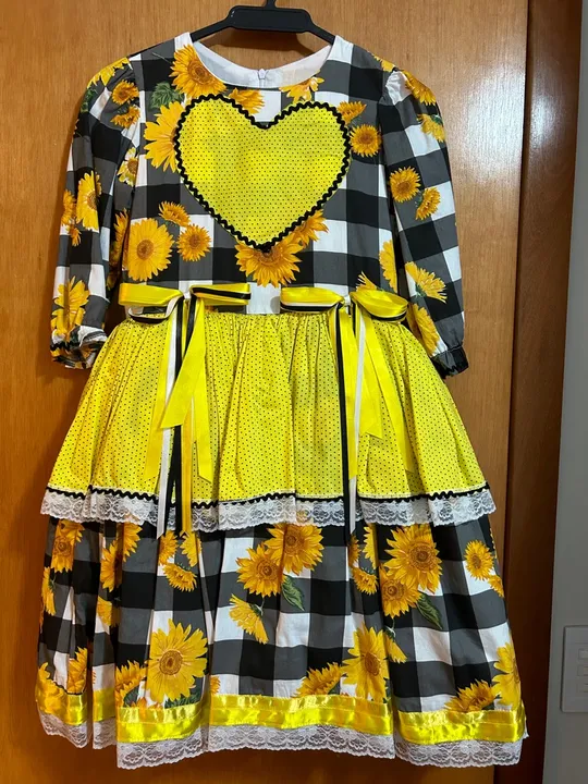 Vestido junino tamanho 10 anos