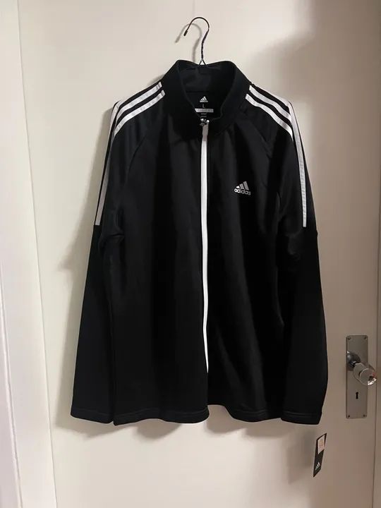 Jaqueta Adidas nova original com proteção solar - Roupas