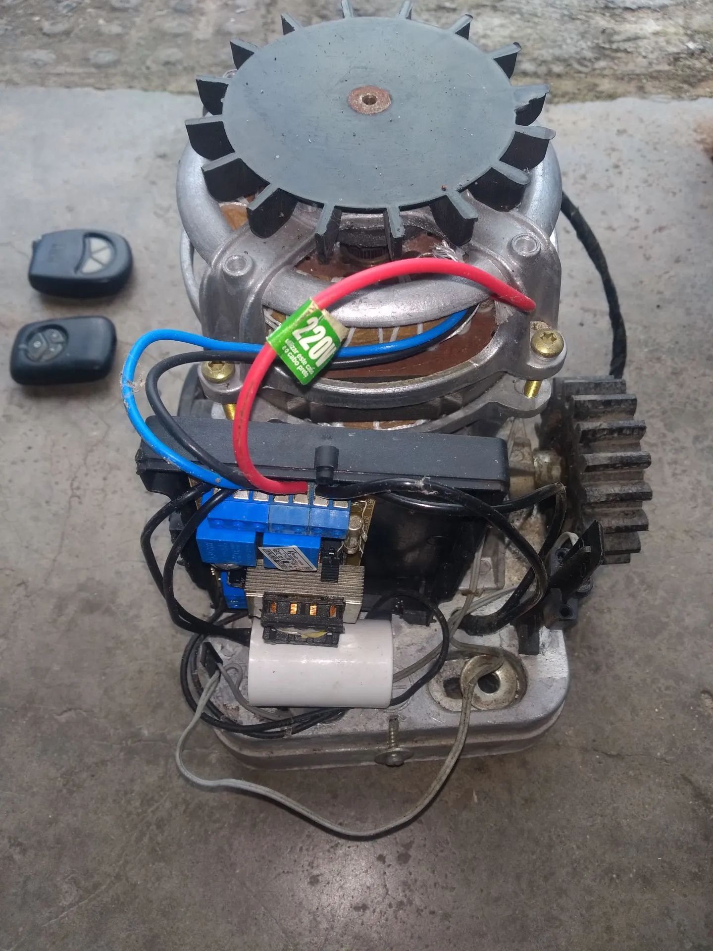 Motor  RCCG - 2 controles - Foto 2