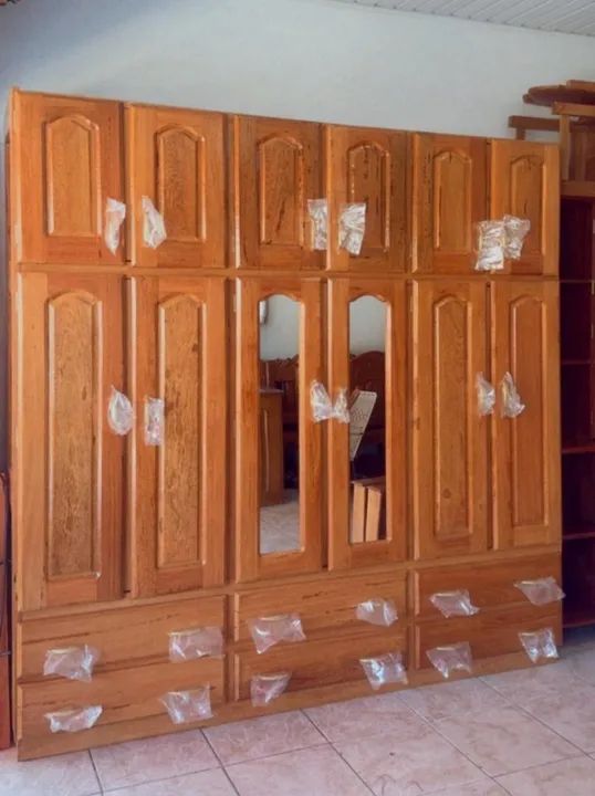 Guarda roupa casal 