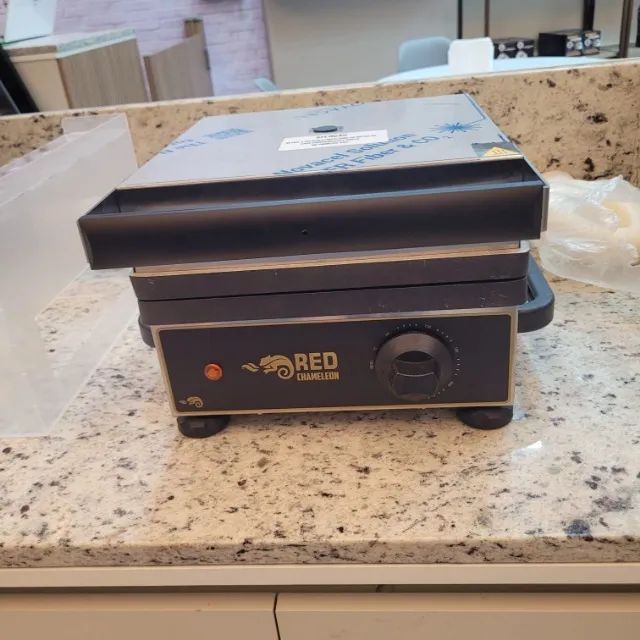 Máquina de Casquinha para Sorvete 220v Teflonada Red Chameleon - Foto 3