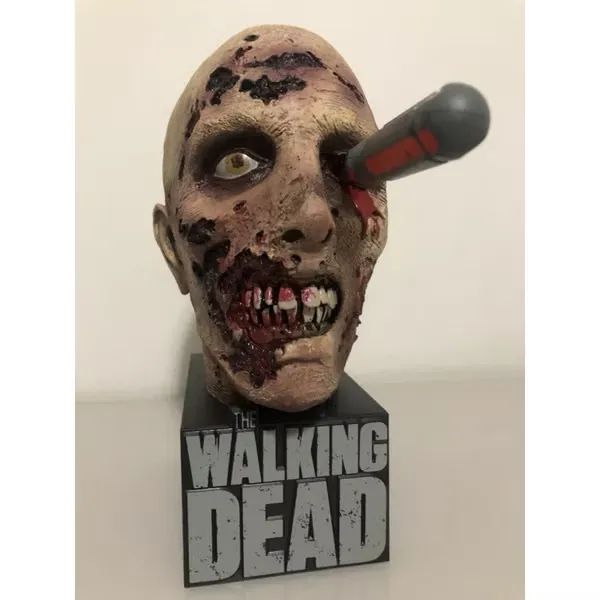 ABAIXOU - Blu Ray Walking Dead - 2ª Temporada - Cabeça Zumbi? - Foto 3