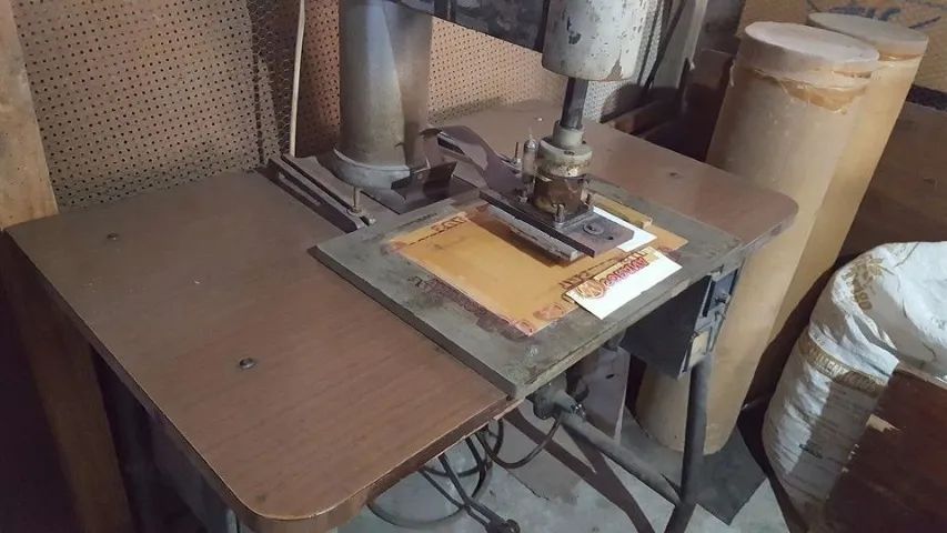Maquina de alta frequencia, solda eletronica - Foto 2