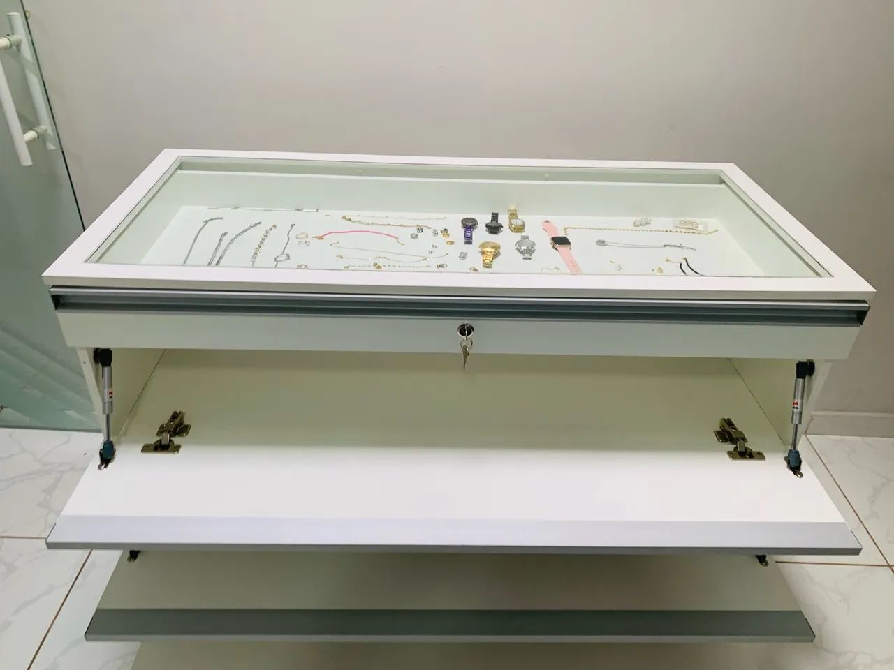 Expositor e balcão para loja - Foto 2