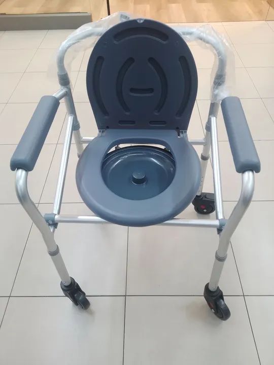Cadeira de banho de alumínio desmontável 