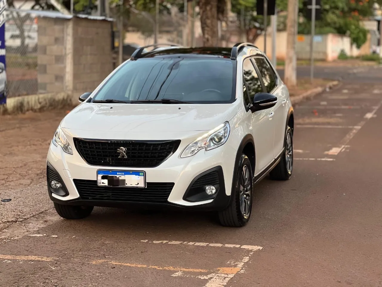 Peugeot 2008 Griffe 1.6 AT 2020