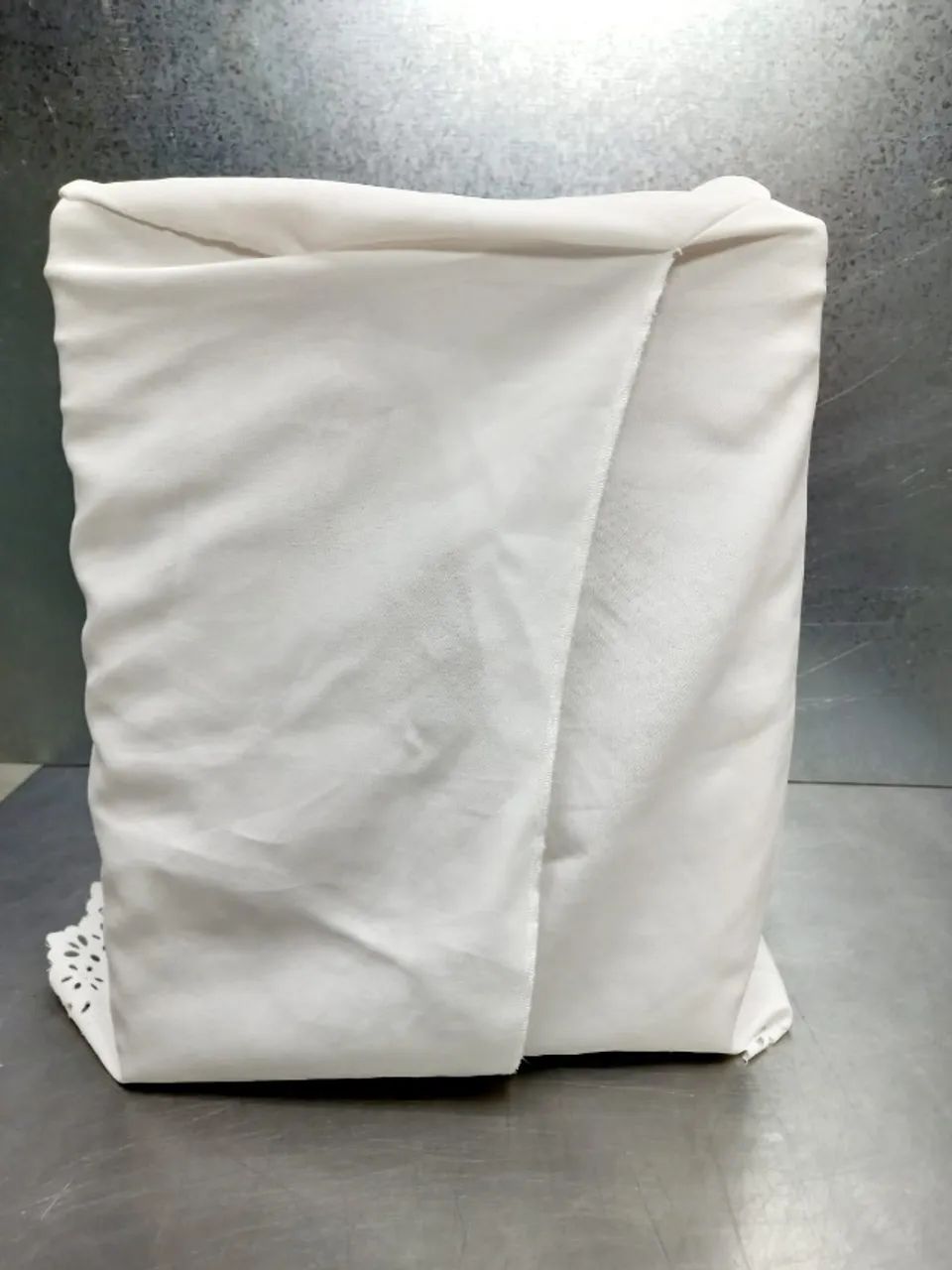 Capa Bordada Galão Água 20Lt  - Foto 4