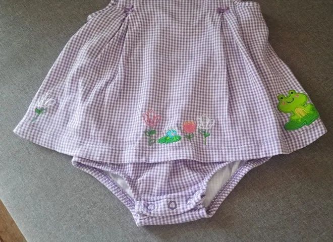 Body de bebê da Carter`s lilás com saia - Foto 2