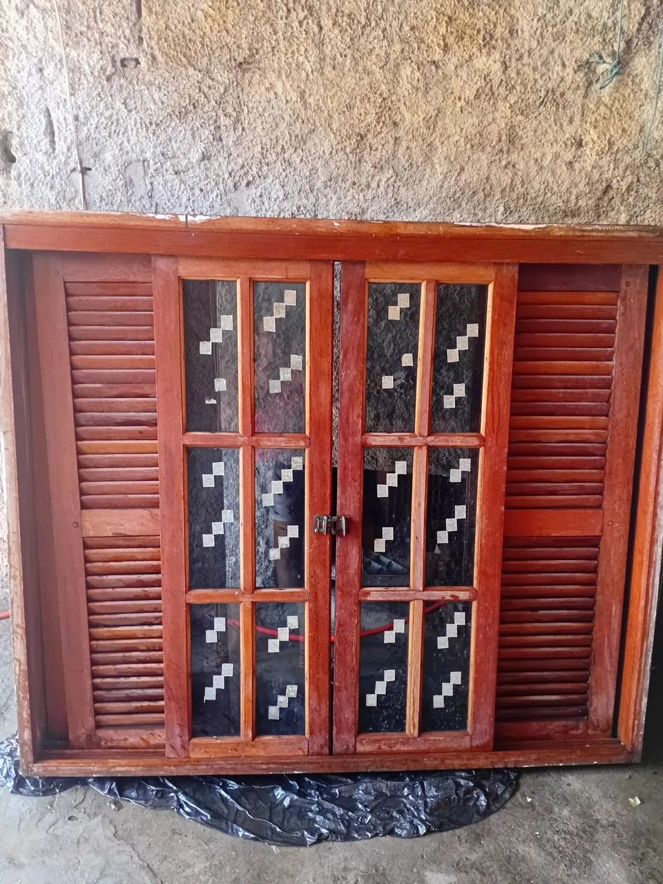 Janela colonial 1,40x1,20  - Foto 2