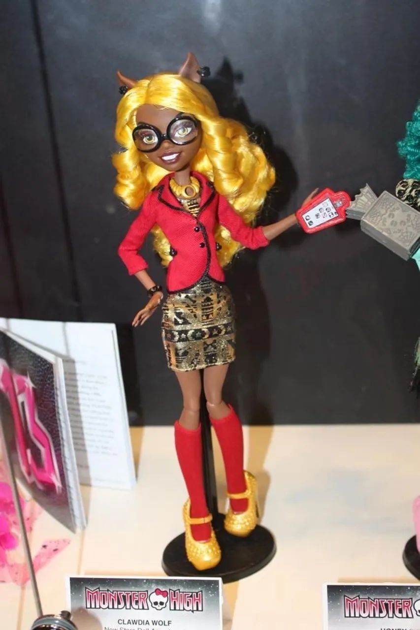 Boneca Monster High Clawdia Wolf