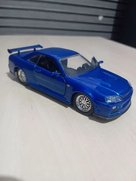 Nissan Skyline GT-R R34 azul - escala 1:24 - Foto 4