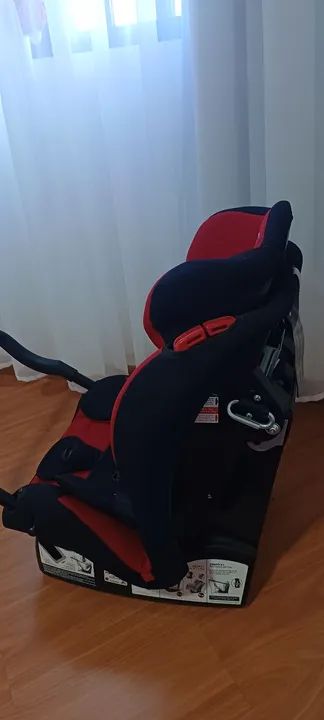 Cadeirinha de carro Matrix Evolution K - Vermelha - Foto 2