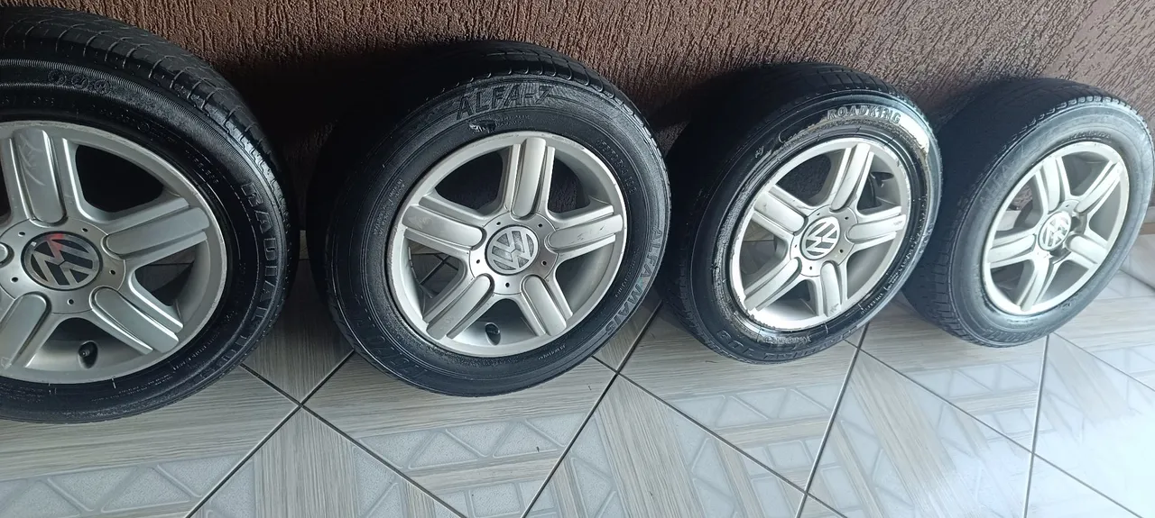 Jogo de Rodas Volkswagen Aro 14 5x furos