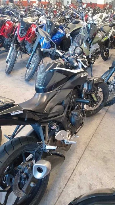 Yamaha MT-03 300 cc  - Foto 3