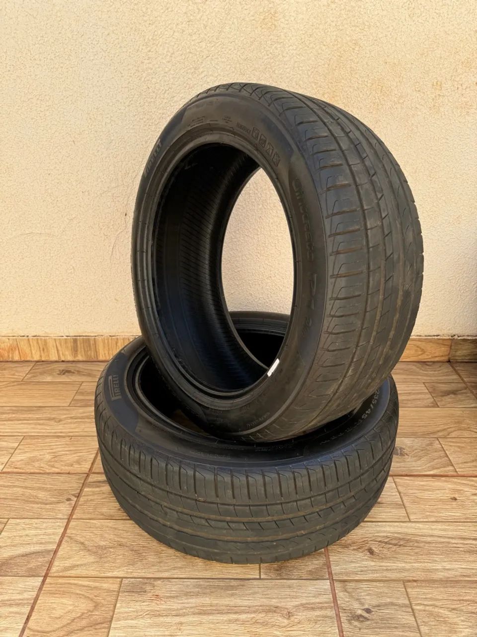 2 unidades Pneu Pirelli Cinturato P1 Plus 235/45 R18 98W - Foto 2