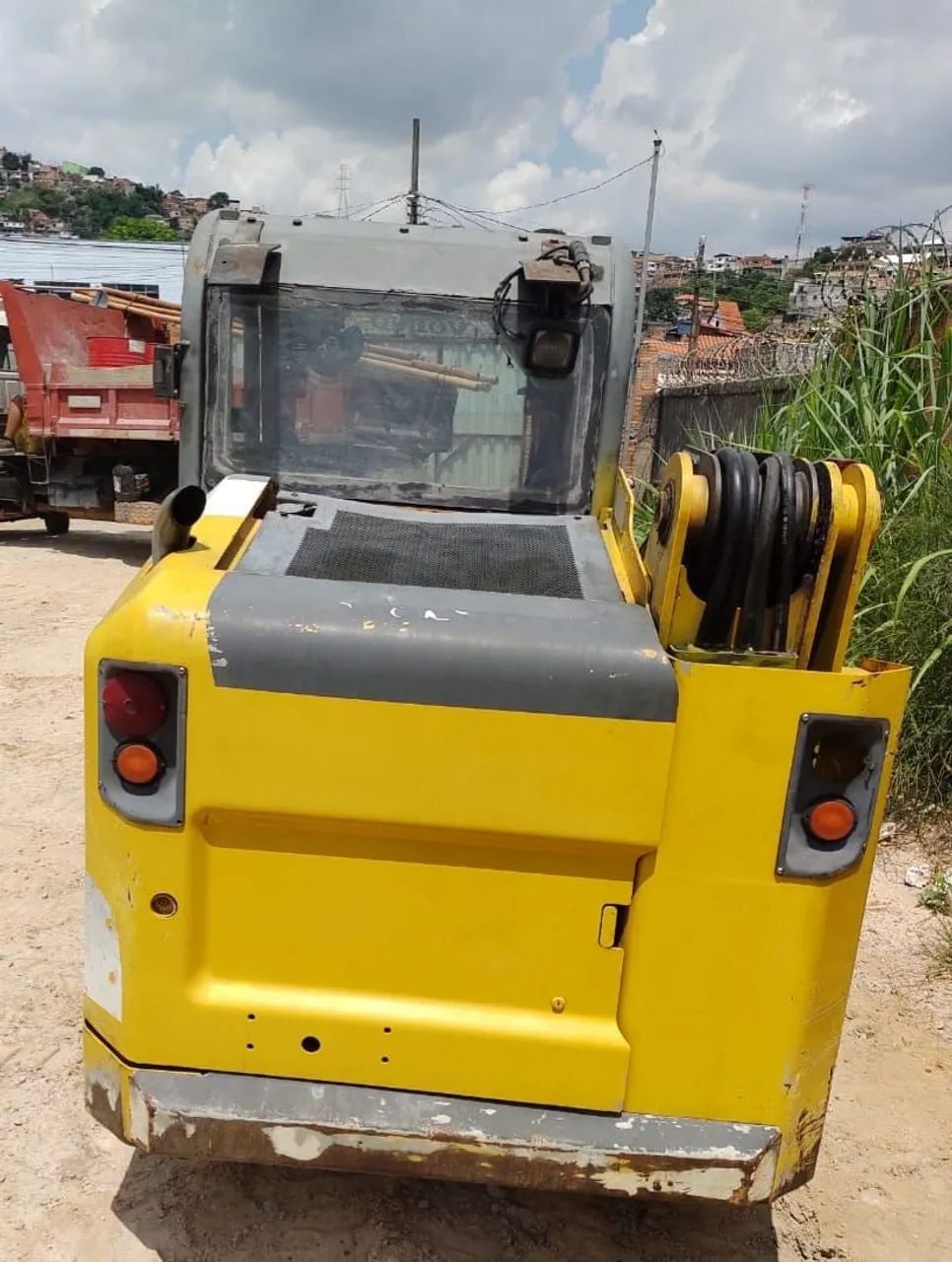 Volvo MC60B Cabinada  - Foto 6