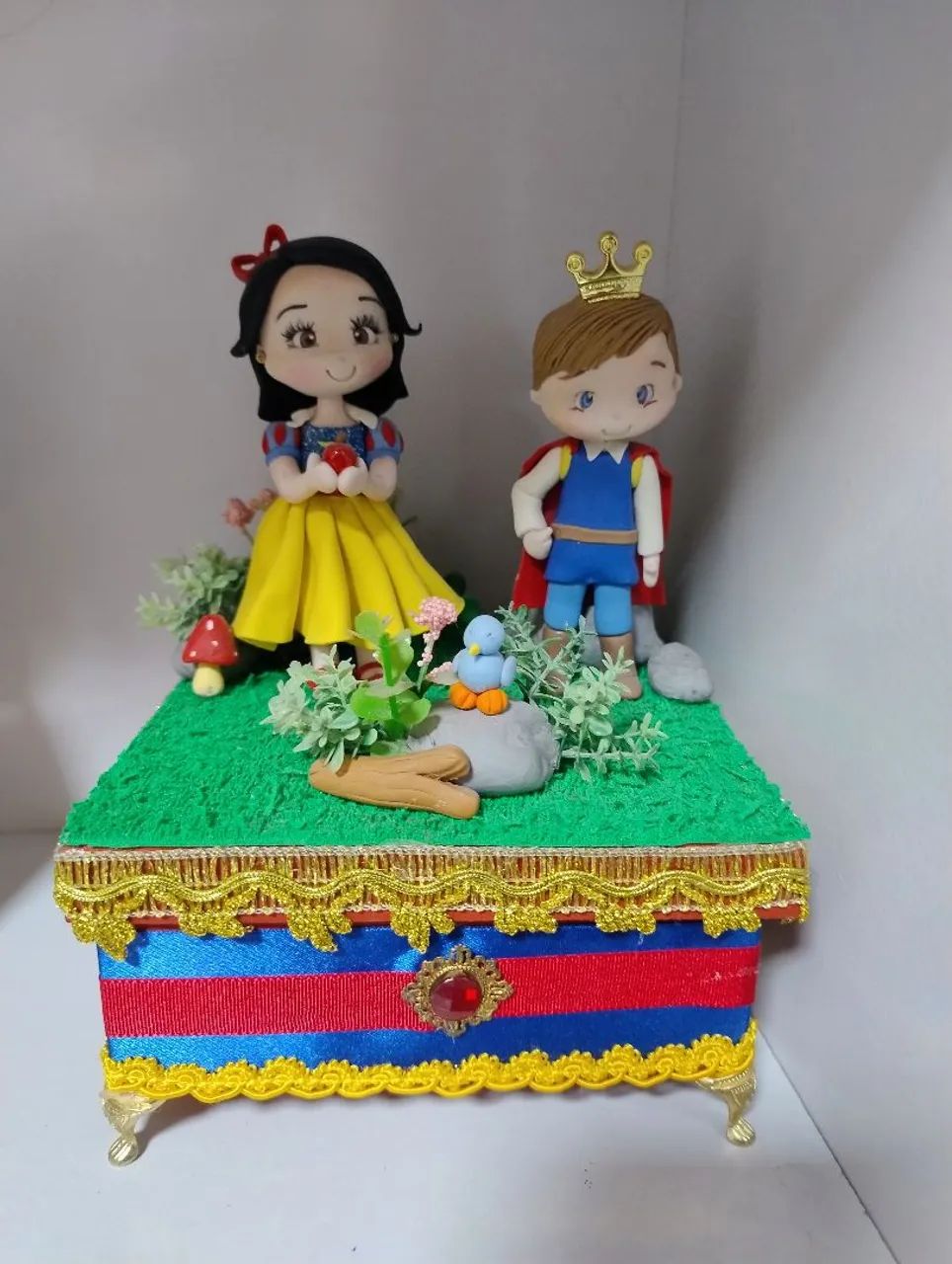 Caixa personalizada Branca de Neve 