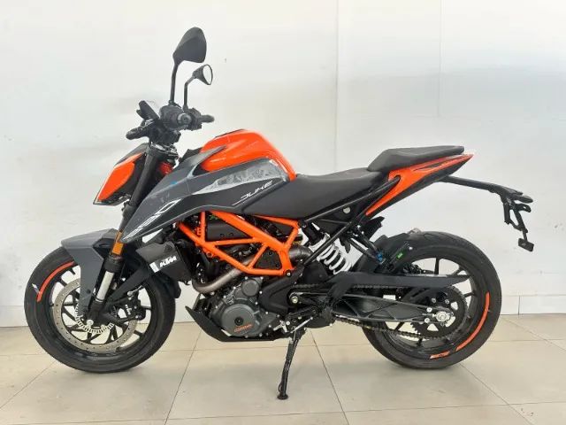 KTM DUKE 390 ABS 2025 - Foto 3