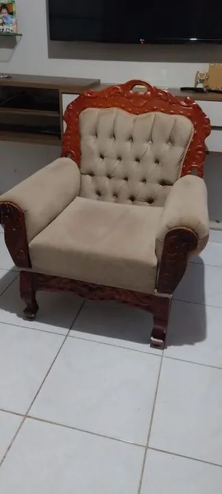 Jogo sofá e poltrona madeira maciça.  - Foto 5