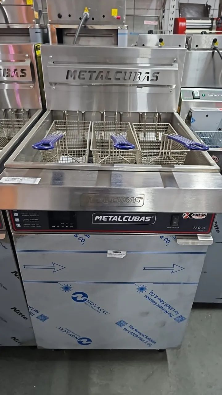 FRITADEIRA AGUA E OLEO 3 CESTOS (IRIS)