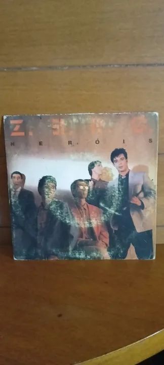 Zero - Heróis compacto  raro 7"single rock nacional