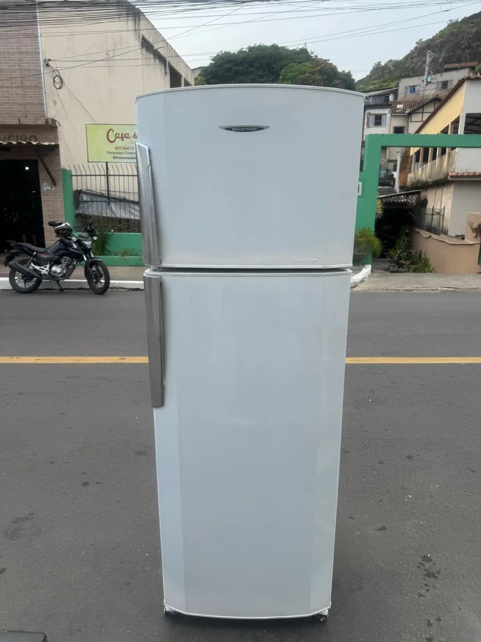 Vendo geladeira Brastemp duplex, frost free R$ 950