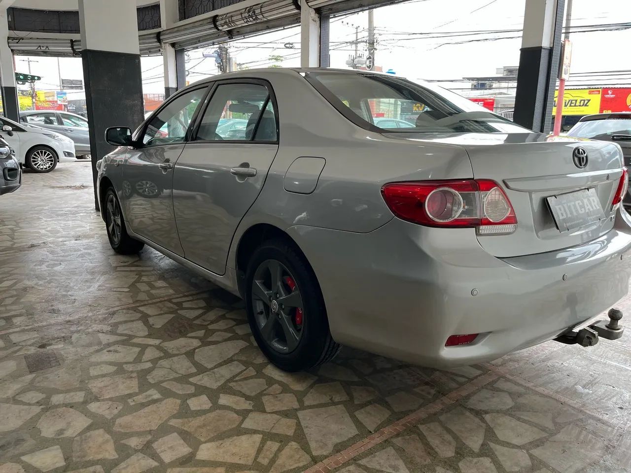 Corolla gli 1.8 flex ano 2014  único dono carro possue manual chave reserva - Foto 4
