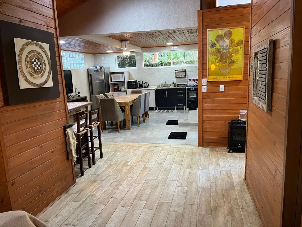 OPORTUNIDADE  - Linda casa na praia do Veludo em Belém Novo com vista perene do rio 