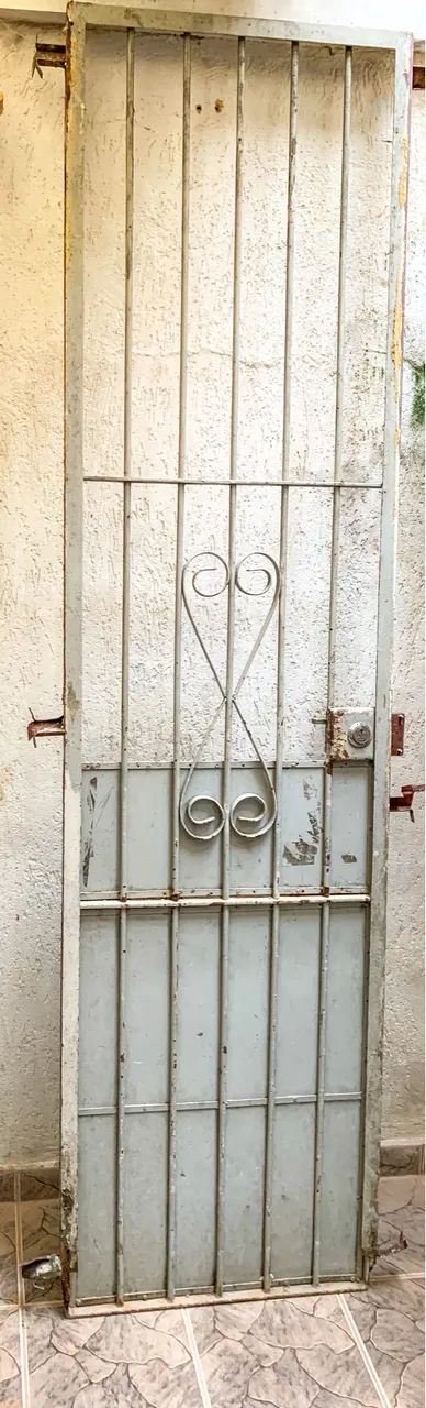 Portão externo64684589921410120