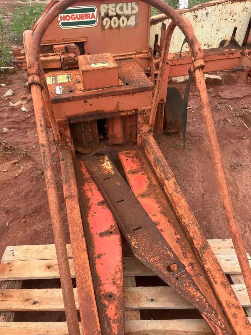 Ensiladeira pecus 9004 nogueira  - Foto 2