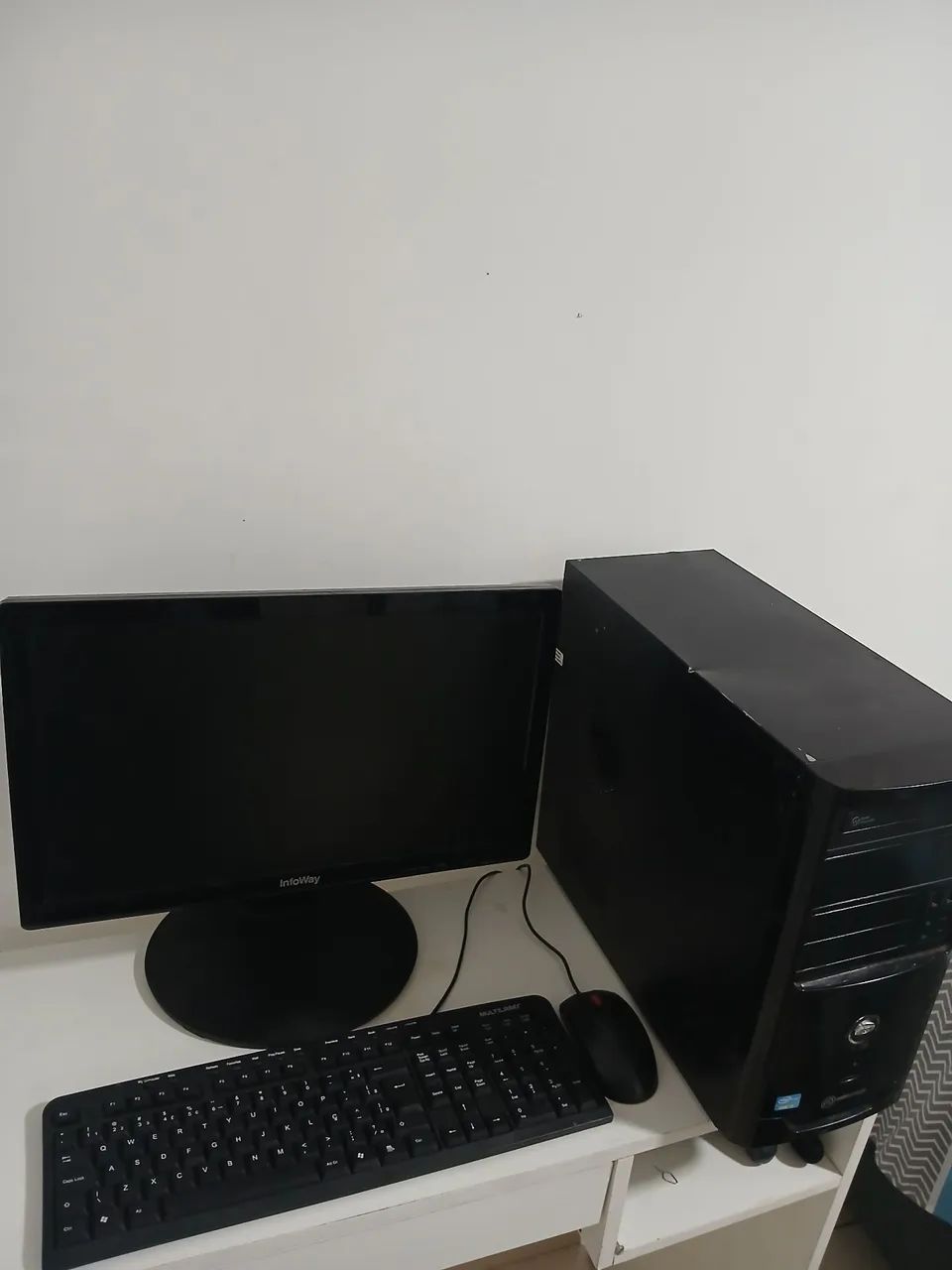 Complete desktop computer64318046575233121