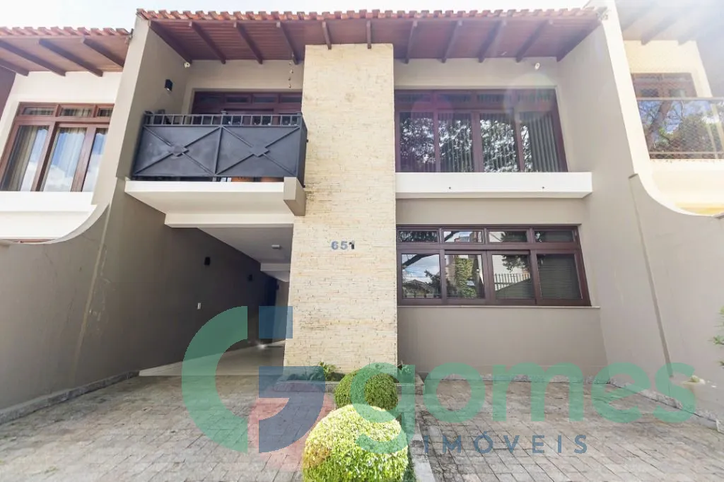 Casa com 3 dormitórios à venda, 208 m² - Boa Vista - Curitiba/PR