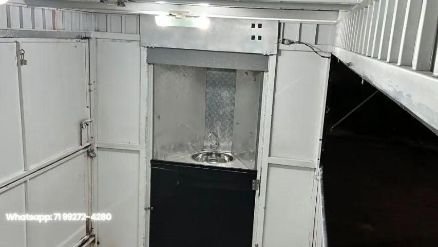 Food Truck Trailer Dois Eixos (Treiler de ACM que pode ser Adesivado)  - Foto 4