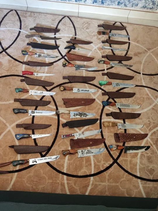 Facas fio d'ouro, cabos resinados