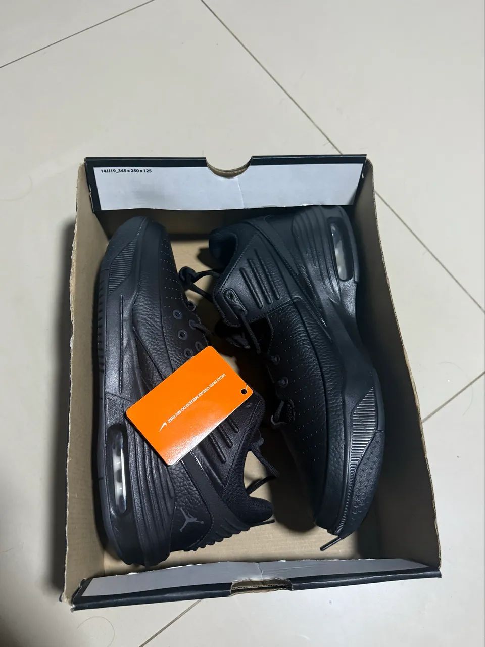 tenis nike jordan max aura 5 - Foto 4