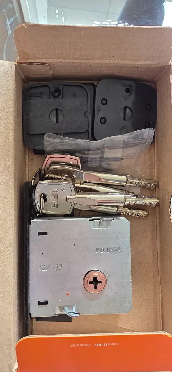 Fechadura de Porta STAM chave tetra acabamento quadrado preto