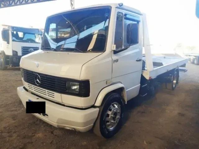 Mercedes-Benz 710 2012 Plataforma