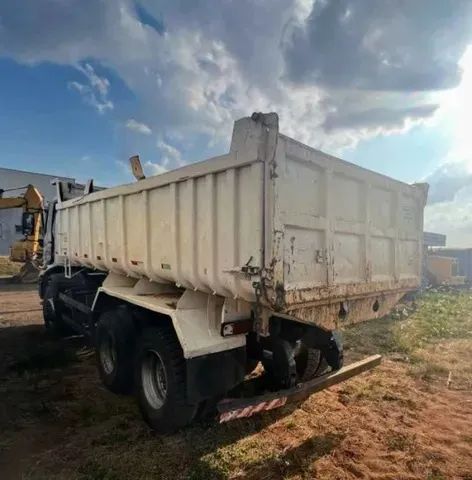 Ford Cargo 2628 (2011) Caçamba 6x4 - Foto 6