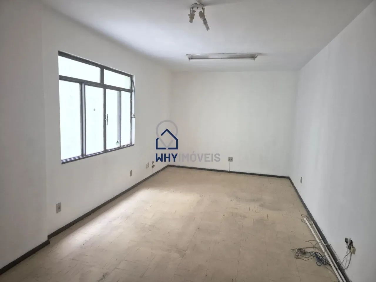 Sala para alugar no Barro Preto