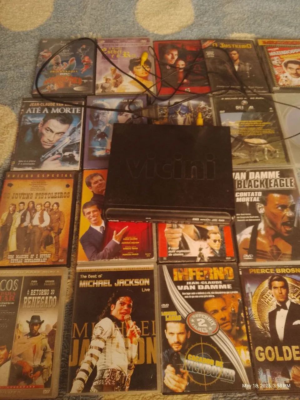 Lote de DVDs de filmes e séries - Foto 3